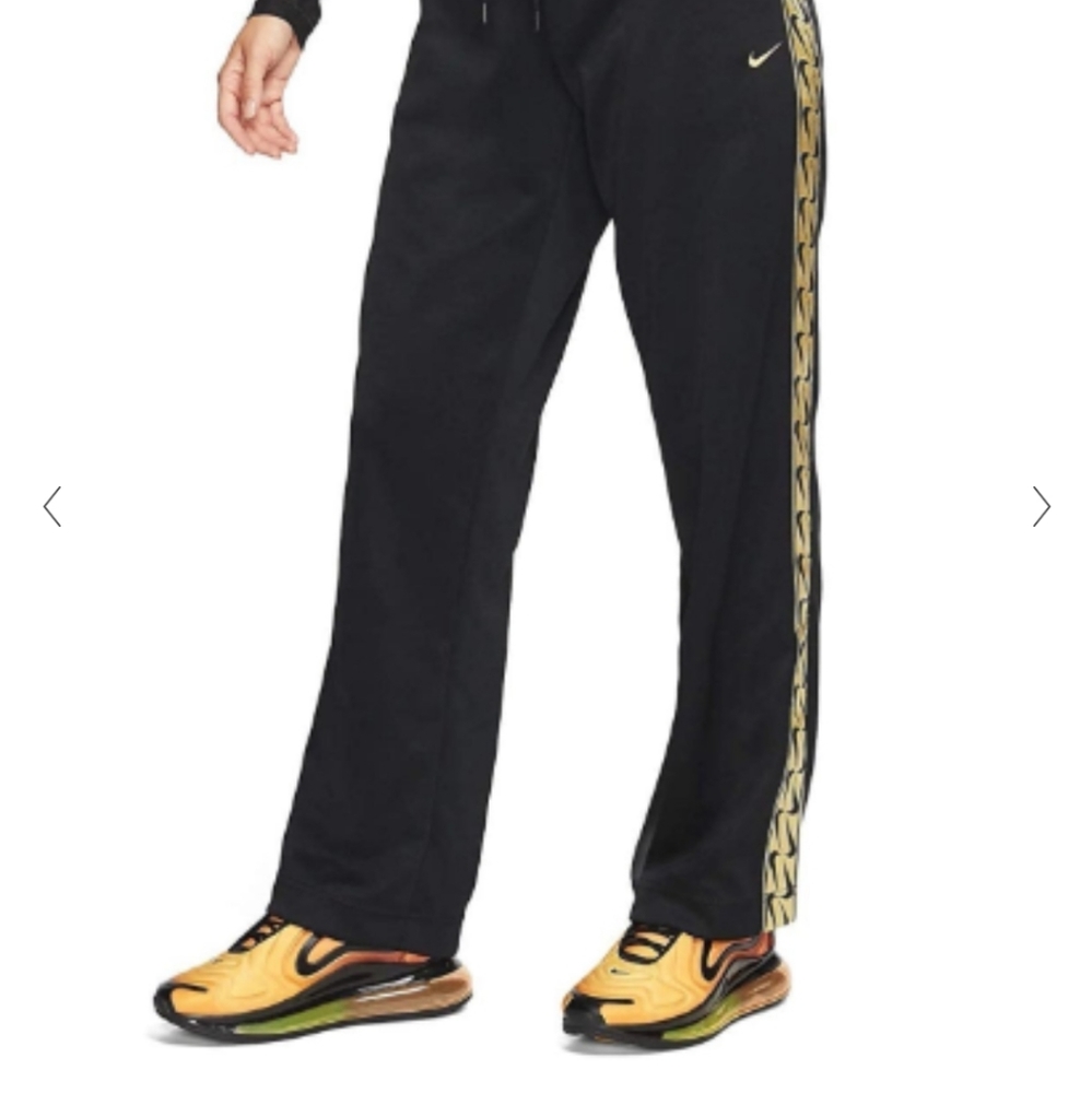 Nike joggers